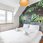 Апартаменты Modlnica Wierzbowa Cosy By Bookinghost