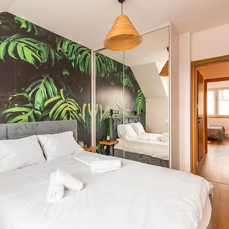 Apartamento Modlnica Wierzbowa Cosy By Bookinghost *