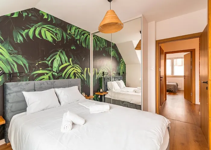 Apartamento Modlnica Wierzbowa Cosy By Bookinghost *