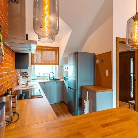 Apartment Modlnica Wierzbowa Cosy By Bookinghost *