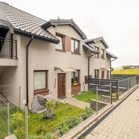 Modlnica Wierzbowa Cosy By Bookinghost *