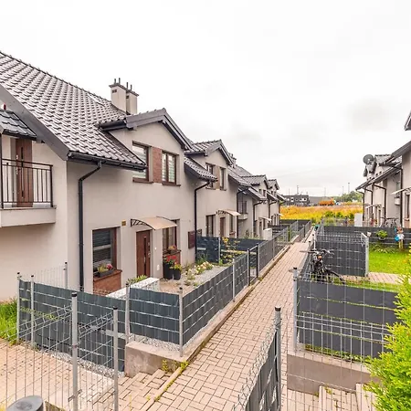 Daire Modlnica Wierzbowa Cosy By Bookinghost